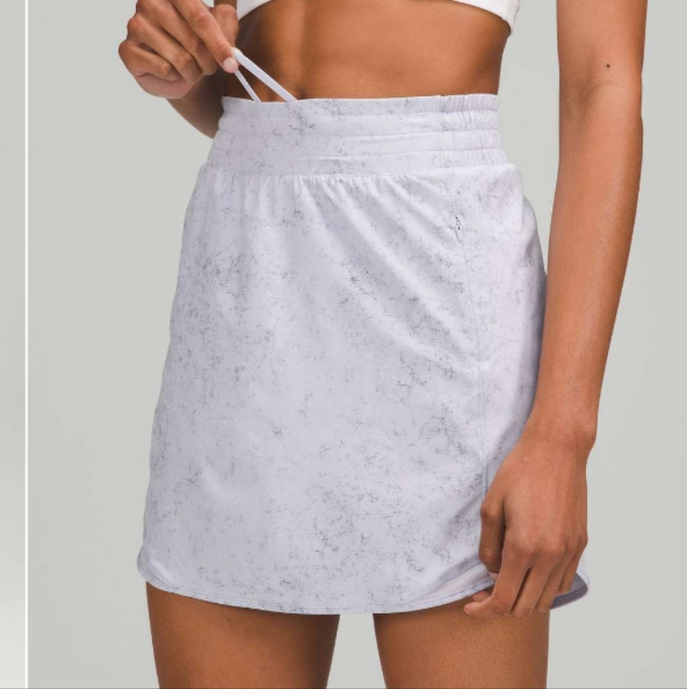BNWOT Hotty Hot HR Skirt *Long